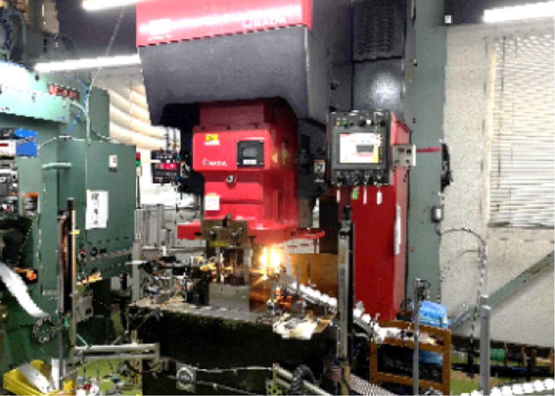 サーボプレス機80～150t